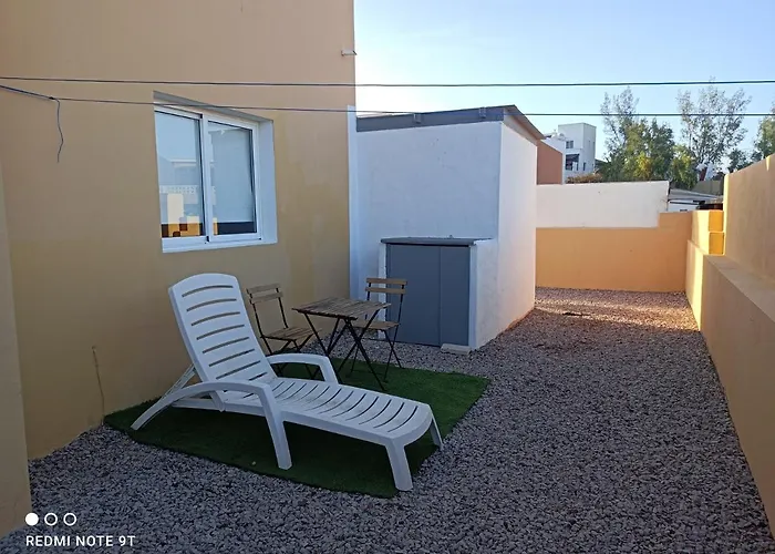 Ele House